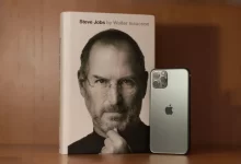 Facts about apple company founder steve jobs